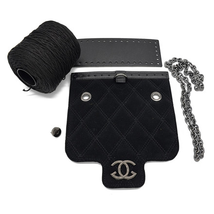 Εικόνα της Κιτ Καπιτονέ Chanel Μαύρο Βελούδο με Νήμα Silky Prada 300γρ Μαύρο Glitter