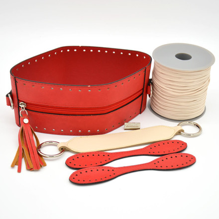 Picture of Kit Round Bag with Wrist Handle, Red, Handle Accessories in Sugar & 300gr Tripolino Cord Yarn, Beige Pastel