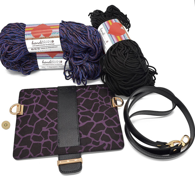 Picture of Kit MELLIA Bag Cover, 23cm Mauve Giraffe Print with 120cm Strap and 400gr Hearts Cord Yarn.