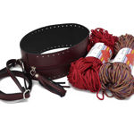 Picture of Kit Round Bag with Zip and Tassel, Bordeaux with 200gr Hearts Cord Yarn.
