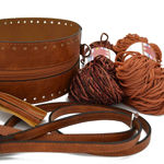 Picture of Kit Round Bag with Zip and Tassel, Vintage Tabac with 200gr Hearts Cord Yarn.