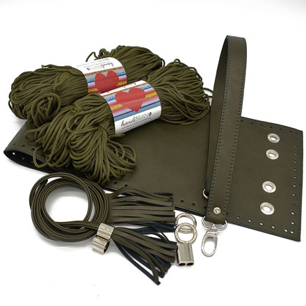 Picture of Kit Pouch Bag ERATO,Cypress Green with Shoulder Strap, Tassels, Metal Accessories and 400gr Hearts Cord Yarn