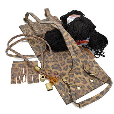 Picture of Kit Backpack Erato, Baby Leopard, Tassels and Metallic Accessories with 400gr Hearts Cord Yarn