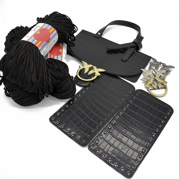 Picture of Kit Birdy Cover with Side Panels, Black Crocodile with 600gr Hearts Cord Yarn, Black