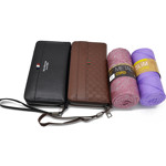 Picture of Kit Wallet with  Wrist Handle and Metal/ Slim Yarn