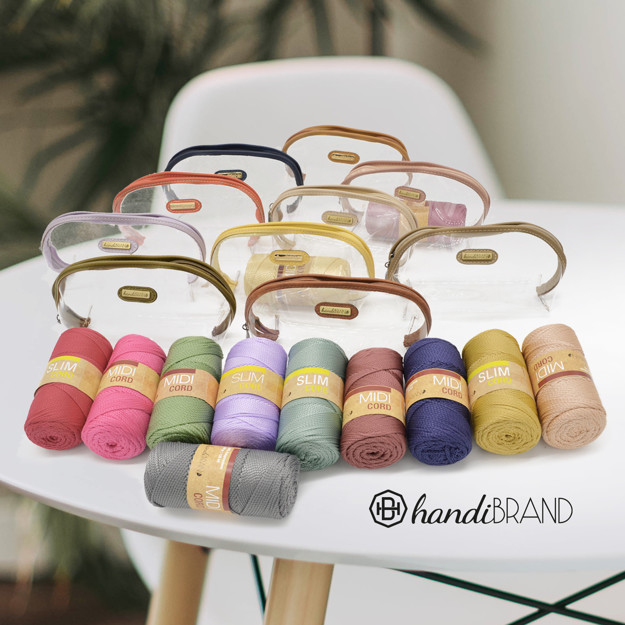 Picture of KIT Zippered Toiletry Bag, 23cm with Midi Yarn 200gr