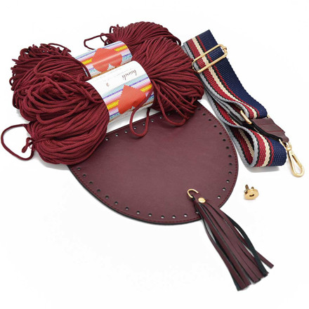 Picture of Kit Boho Cover Bordeaux with 400gr(805) Hearts Cord Yarn.